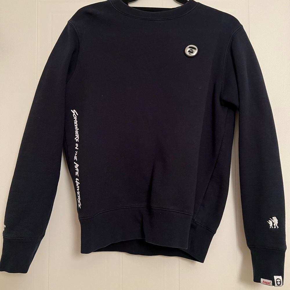 Authentic Bape Crewneck in navy blue, never worn. Size M